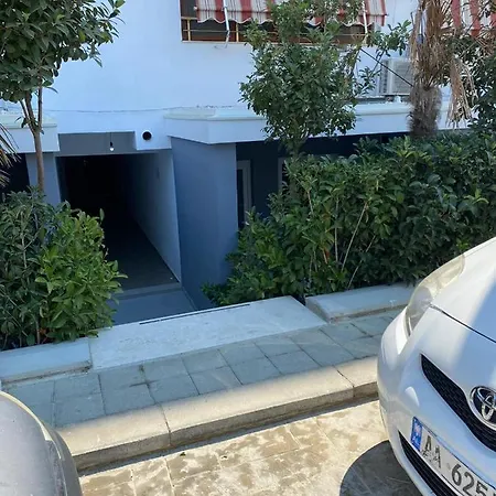 Garden View At The Sea Appartamento Golem (Tirana)